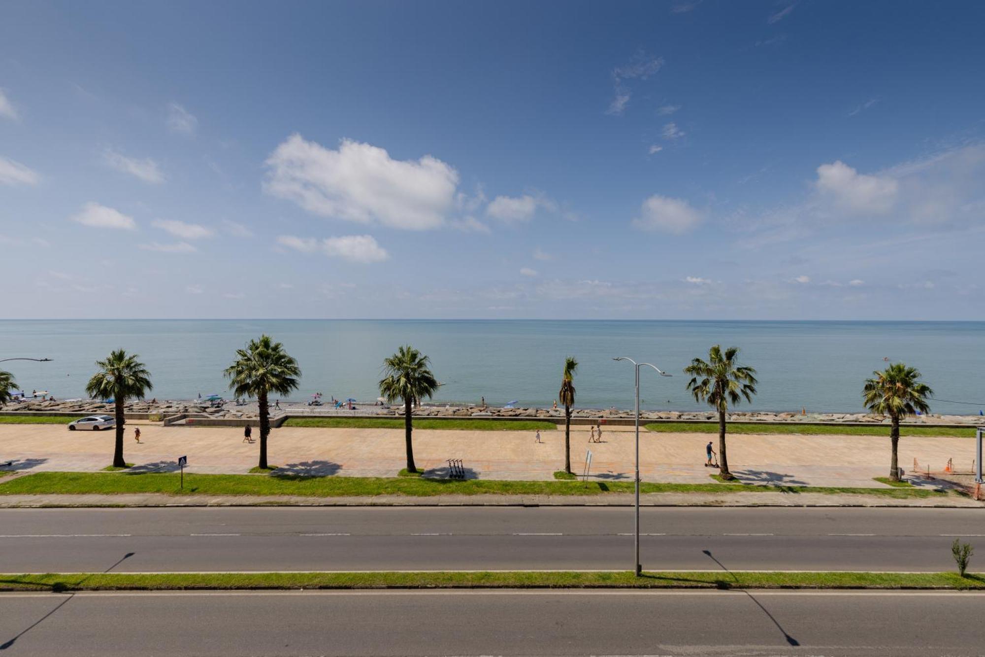Aqua Batumi Hotel & Apartments エクステリア 写真