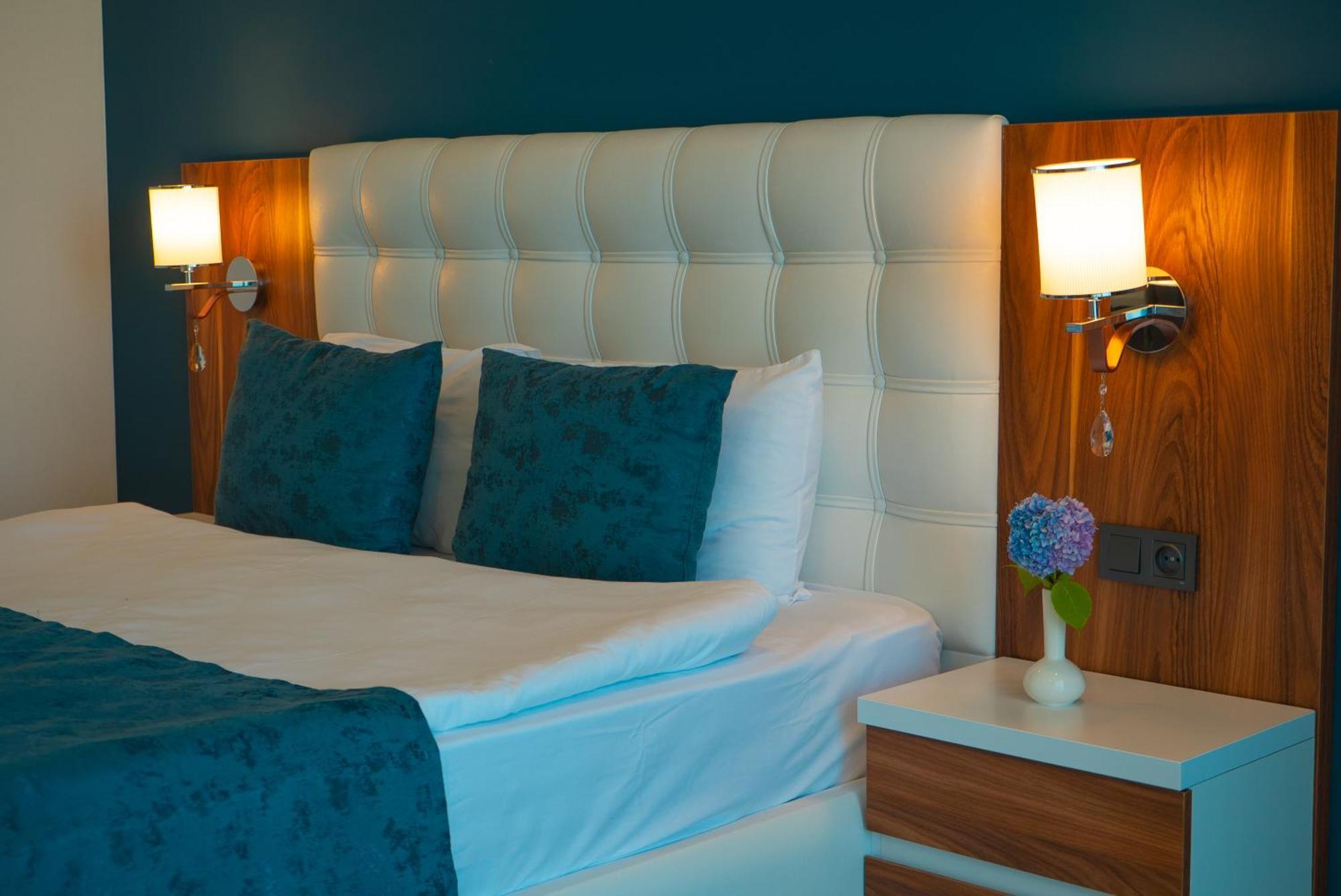 Aqua Batumi Hotel & Apartments エクステリア 写真