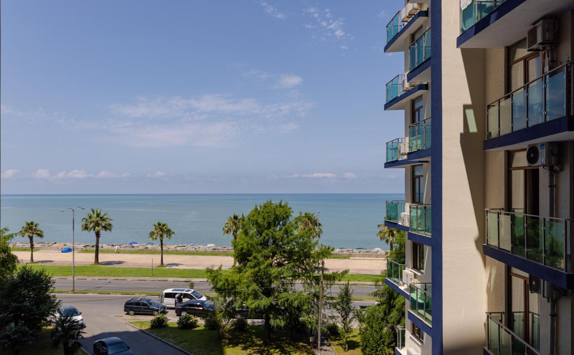 Aqua Batumi Hotel & Apartments エクステリア 写真